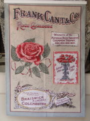薔薇の雑貨＞バラ柄リネンのティータオル　ローズカタログ・ポスター＞そのまま壁に掛けて飾っておきたくなるような、素敵なデザインのティータオルです。＞麻　74*47㎝